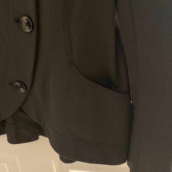 WHBM size 10 gray pointe side button blazer - Picture 4 of 6